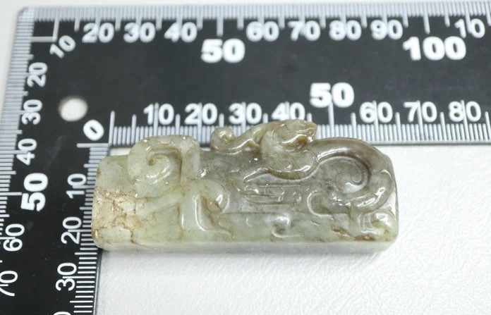 ｜冷门出品｜精选专拍·第贰拾叁场· 和田玉 浮雕立体的螭龙的勒子