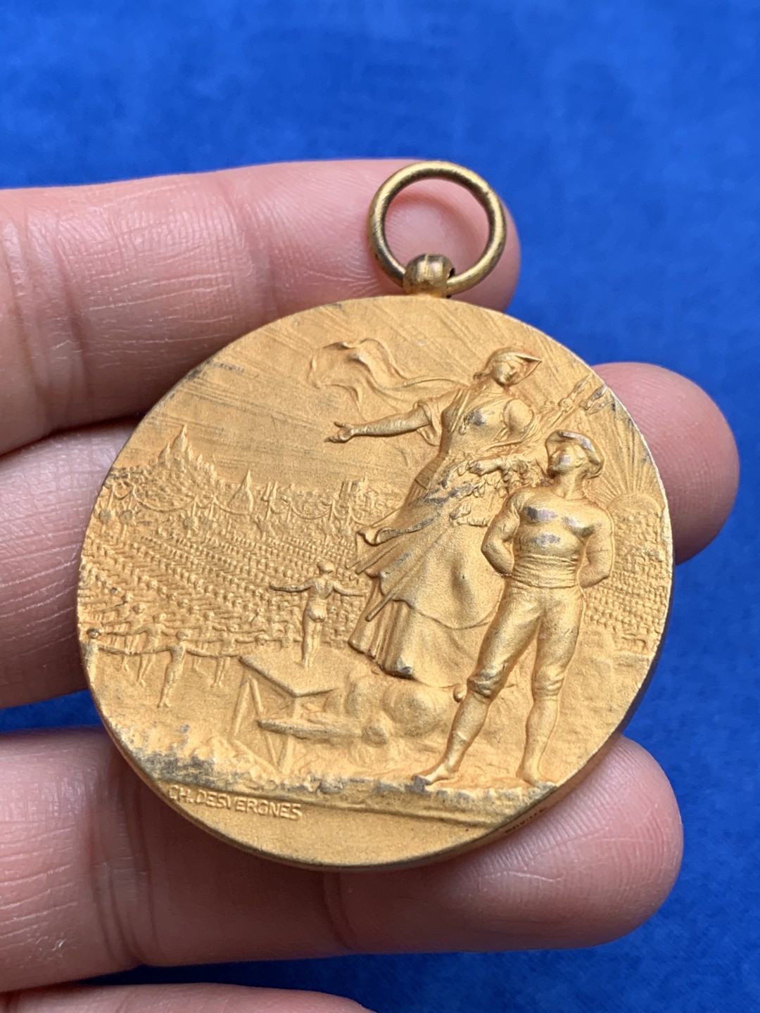 《竞宝斋》第149场-周日，周一，周四 3场 (全场包邮) 1906年法国运动会章，直径45mm，重量41.43g，铜镀金