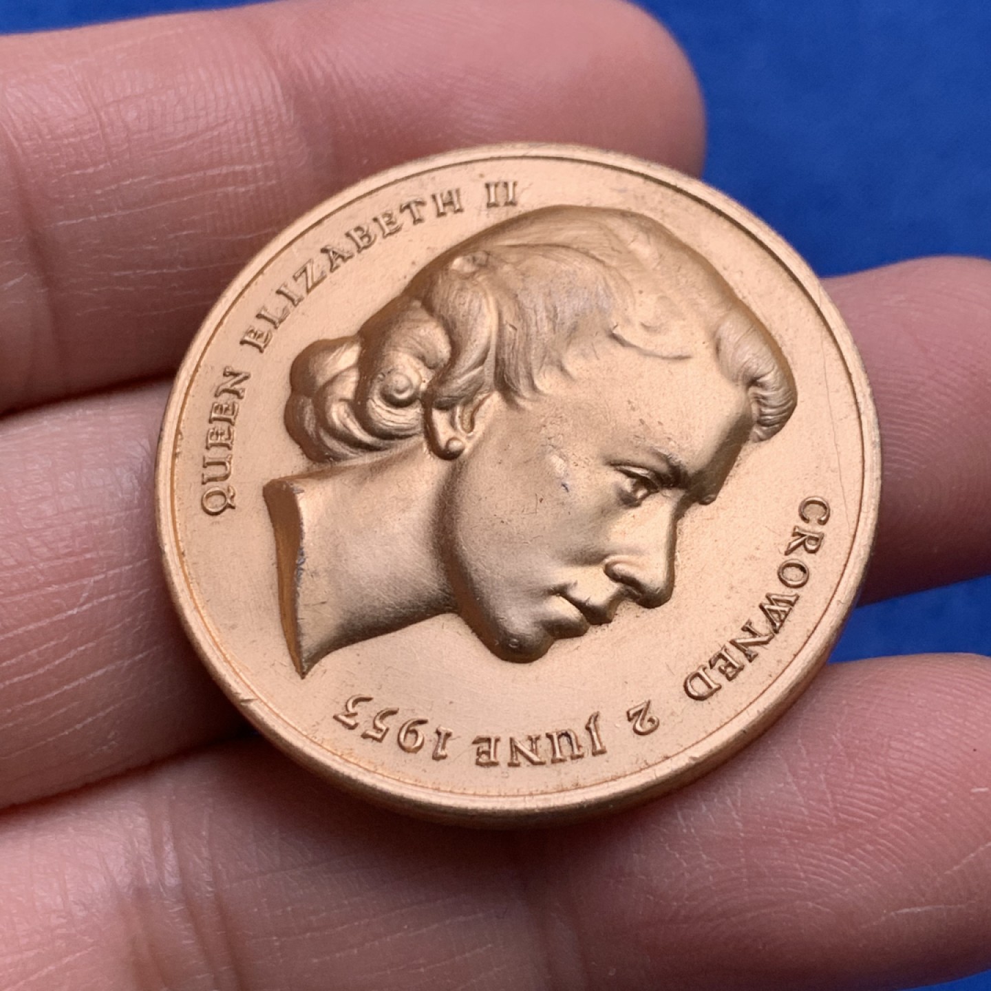 《竞宝斋》第149场-周日，周一，周四 3场 (全场包邮) 1953年英国伊丽莎白二世加冕WM材质纪念章 35.4mm 6.67克