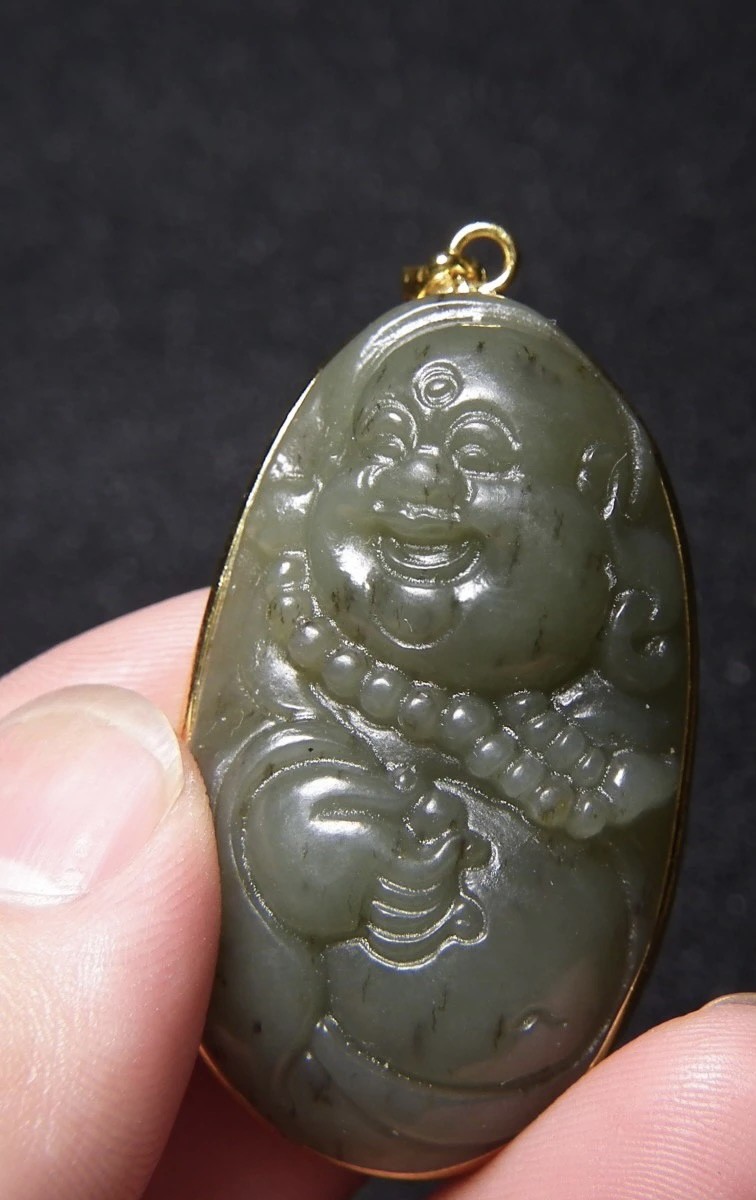 ｜冷门出品｜精选专拍·第贰拾叁场· 和田青玉高浮雕执念珠弥勒佛公镶铜大佩