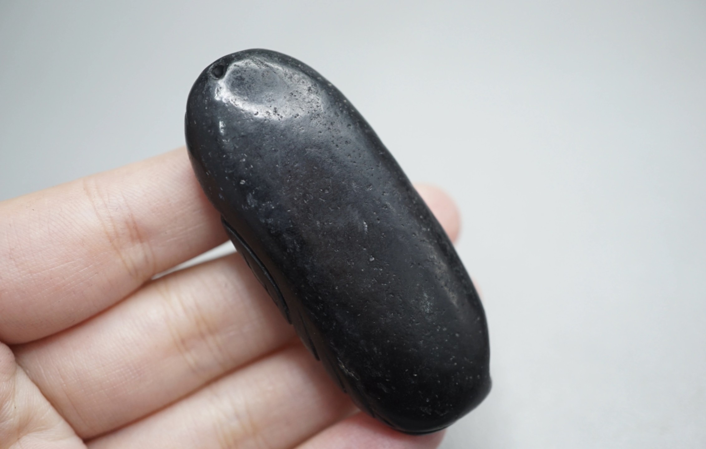 ｜冷门出品｜精选专拍·第贰拾伍场· 苏工和田玉黑皮浮雕随型挂件