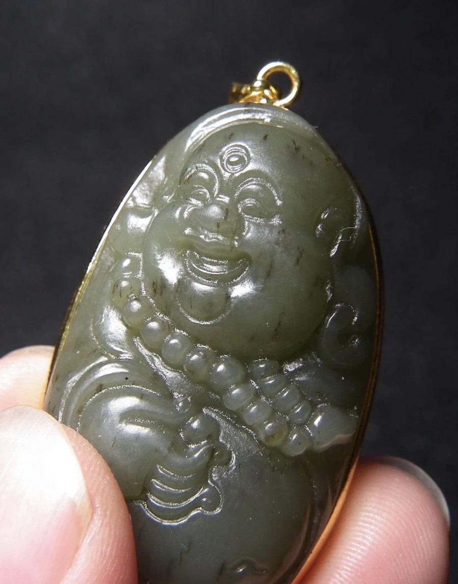 ｜冷门出品｜精选专拍·第贰拾叁场· 和田青玉高浮雕执念珠弥勒佛公镶铜大佩