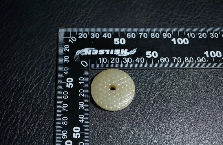 ｜冷门出品｜精选专拍·第贰拾伍场· 明清工老和田玉满工谷纹玉璧挂件