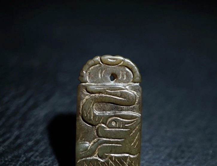 ｜冷门出品｜精选专拍·第贰拾伍场· 明清工老和田玉玉龙牌挂件