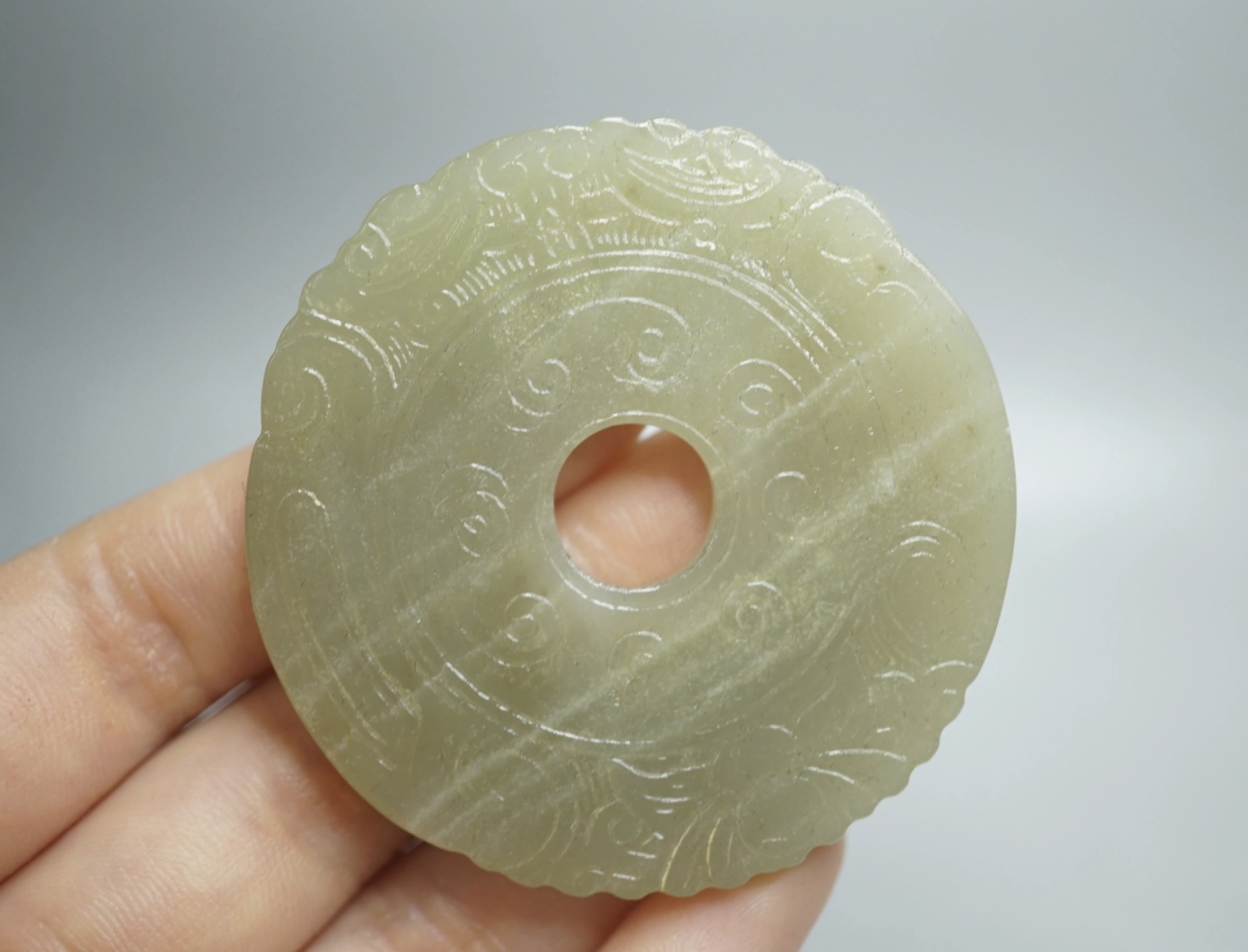 ｜冷门出品｜精选专拍·第贰拾叁场· 和田玉满工玉璧挂件