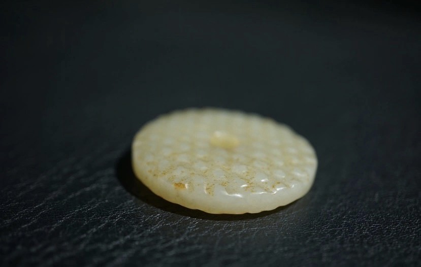 ｜冷门出品｜精选专拍·第贰拾伍场· 明清工老和田玉满工谷纹玉璧挂件
