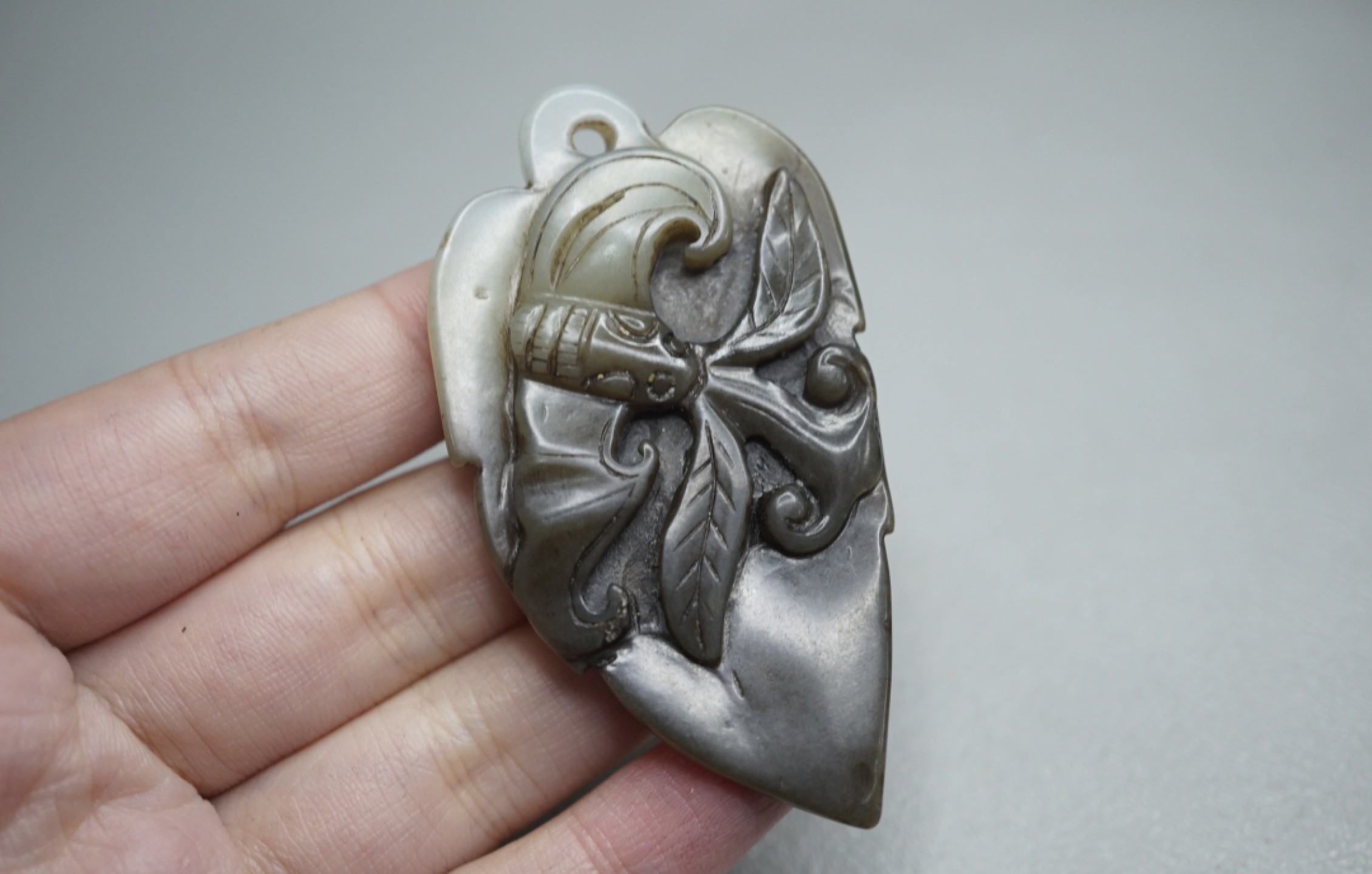 ｜冷门出品｜精选专拍·第贰拾叁场· 苏工和田玉叶子瑞兽挂件