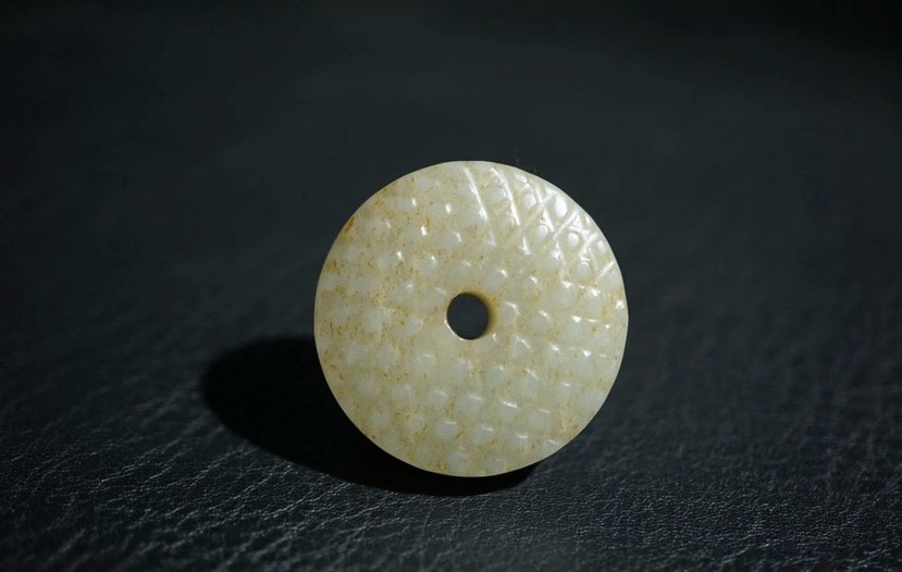 ｜冷门出品｜精选专拍·第贰拾伍场· 明清工老和田玉满工谷纹玉璧挂件