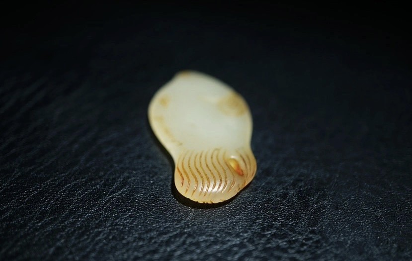 ｜冷门出品｜精选专拍·第贰拾伍场· 明清工老和田玉玉鱼把件