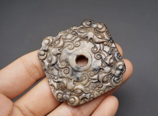 ｜冷门出品｜精选专拍·第贰拾伍场· 饕餮纹玉璧挂件