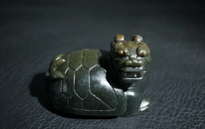 ｜冷门出品｜精选专拍·第贰拾陆场· 明清工老和田玉青玉龙龟镇纸摆件