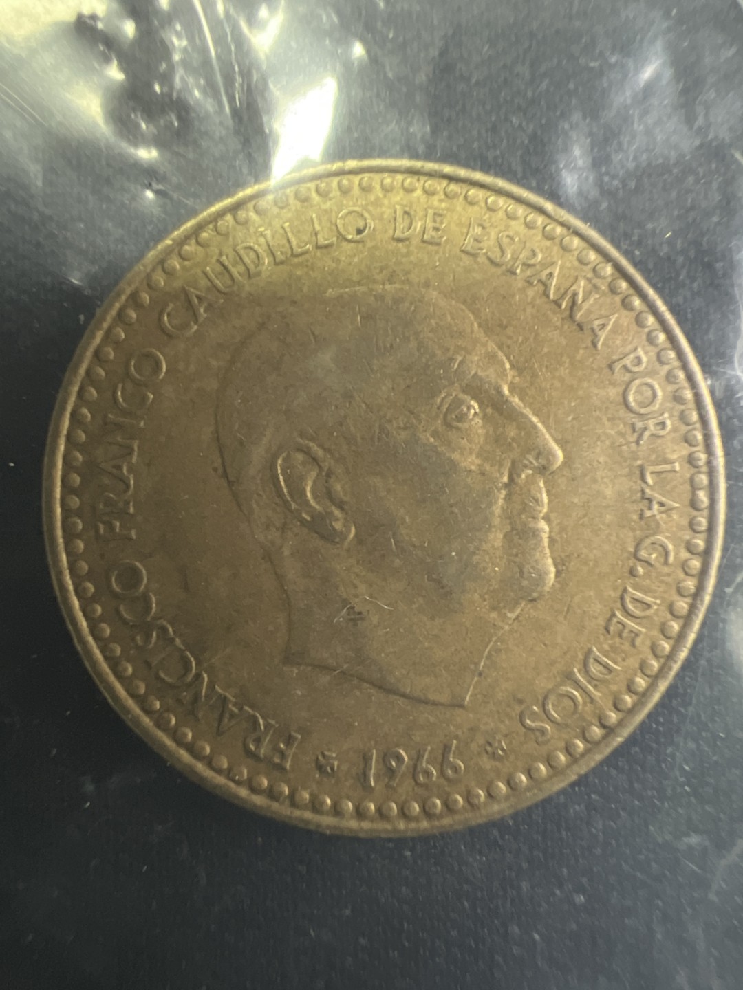 泡泡堂微拍第一 一 七幕硬币捡漏可累计专场👿👿，累计满二十元包邮，接受代拍业务 西班牙1比塞塔