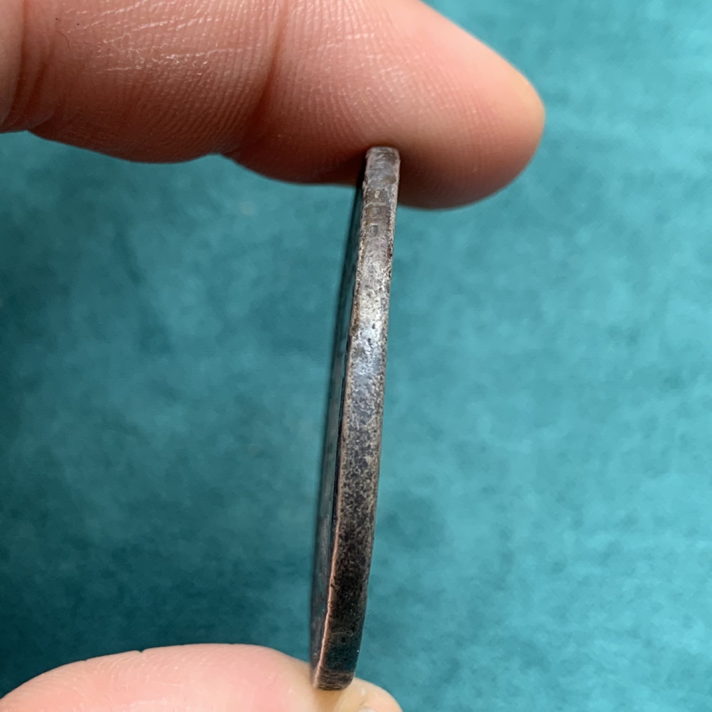 《竞宝斋》第150场-周日，周一，周四 3场 (全场包邮) 墨西哥 1794年 卡四 是R 双柱大银币 深打状态 细节见图 水捞品种 26.4克 细节见图