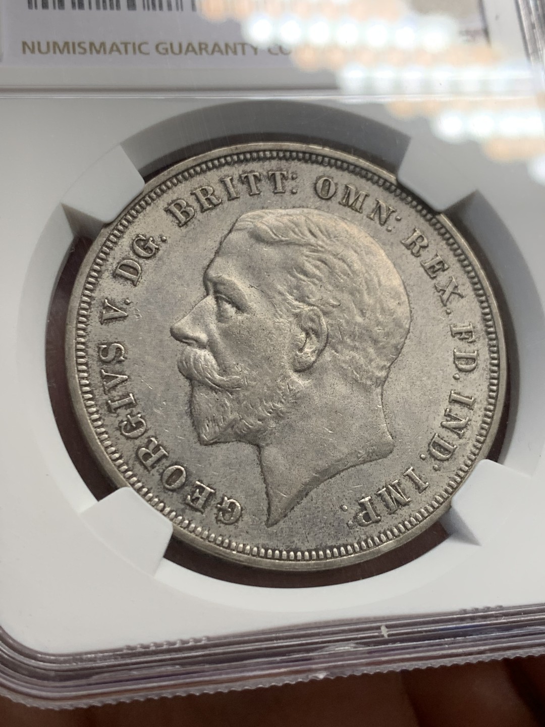 《竞宝斋》第150场-周日，周一，周四 3场 (全场包邮) NGC-MS62 英国1935年 乔五马剑克朗 大银币