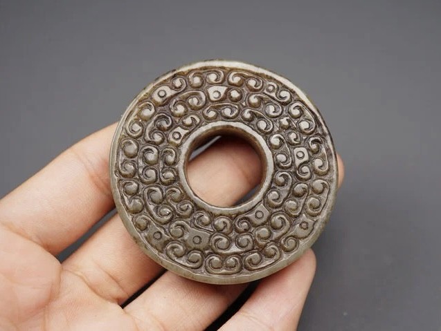｜冷门出品｜精选专拍·第贰拾陆场· 明清工 和田玉 玉璧挂件