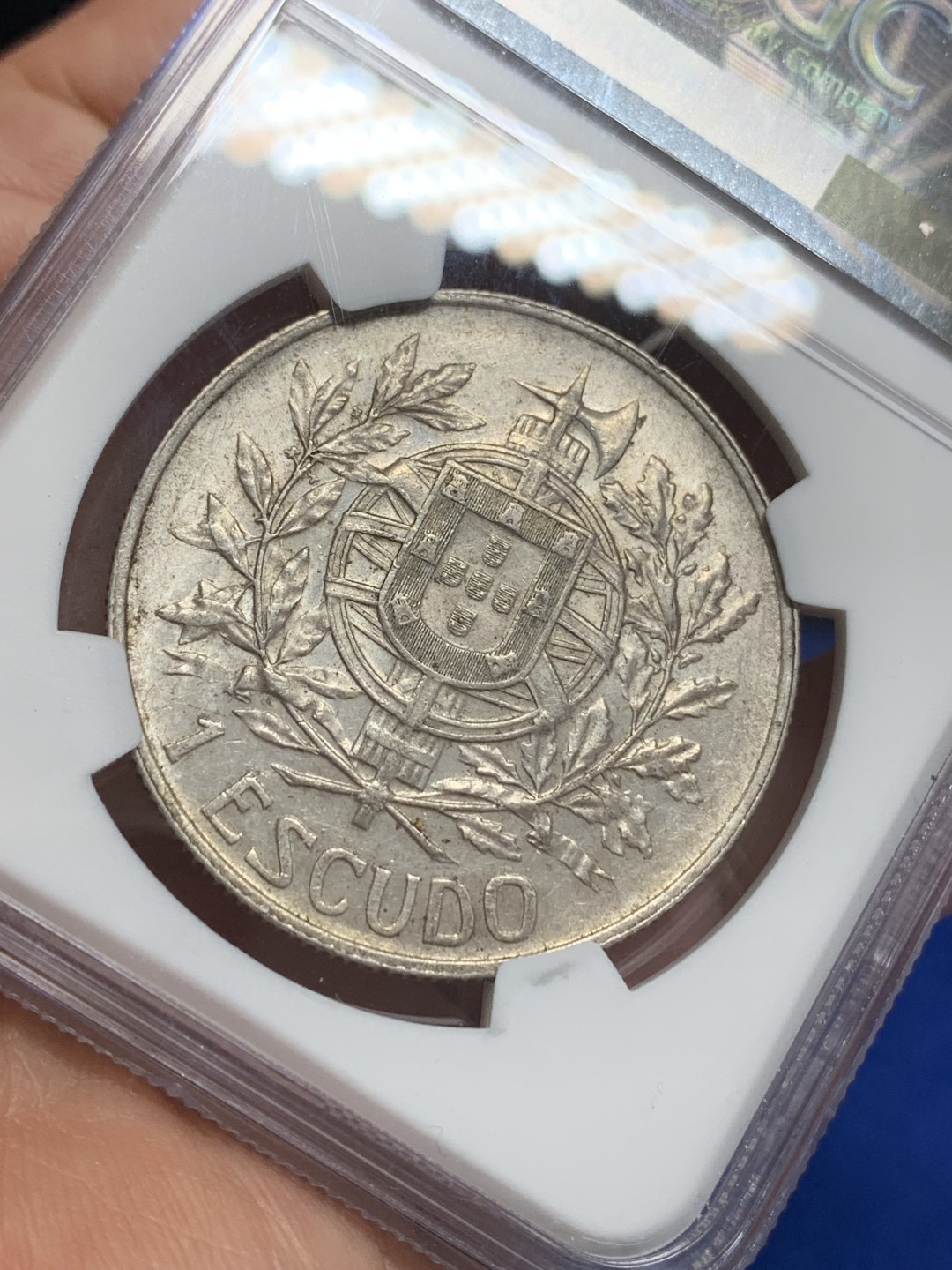 《竞宝斋》第150场-周日，周一，周四 3场 (全场包邮) NGC-AU58 葡萄牙1910年 半岛战争 1埃斯库多大银币