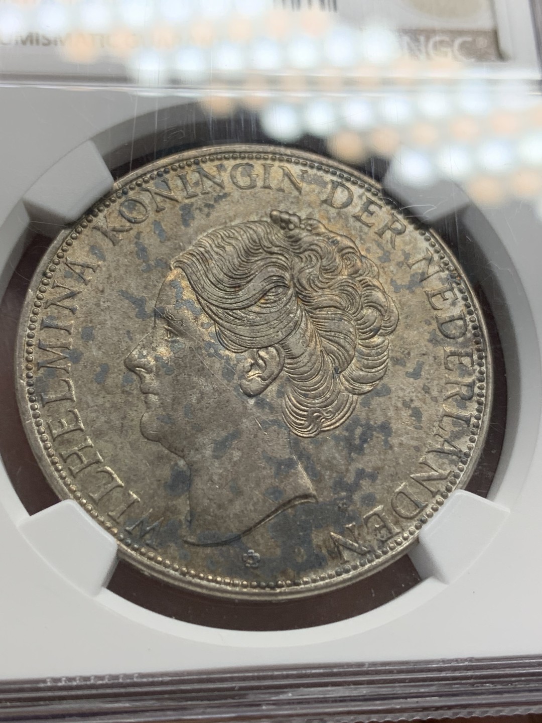 《竞宝斋》第150场-周日，周一，周四 3场 (全场包邮) NGC-AU58 荷兰 1933 2.5盾银币 威廉明娜女王