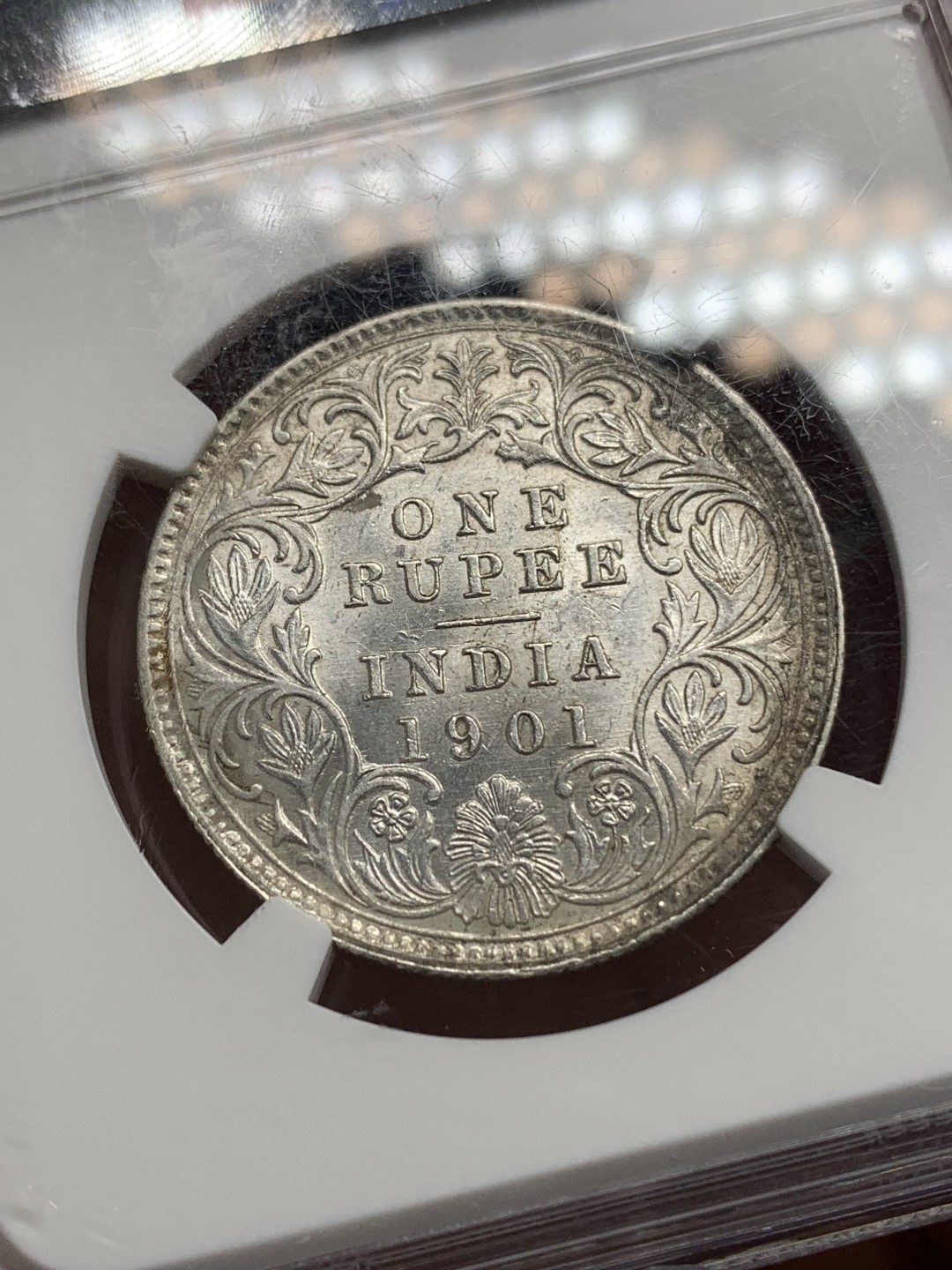 《竞宝斋》第150场-周日，周一，周四 3场 (全场包邮) NGC-MS61 英属印度 1901年 1卢比 银币 C厂发行量少于B厂 印度女皇维多利亚收官之年