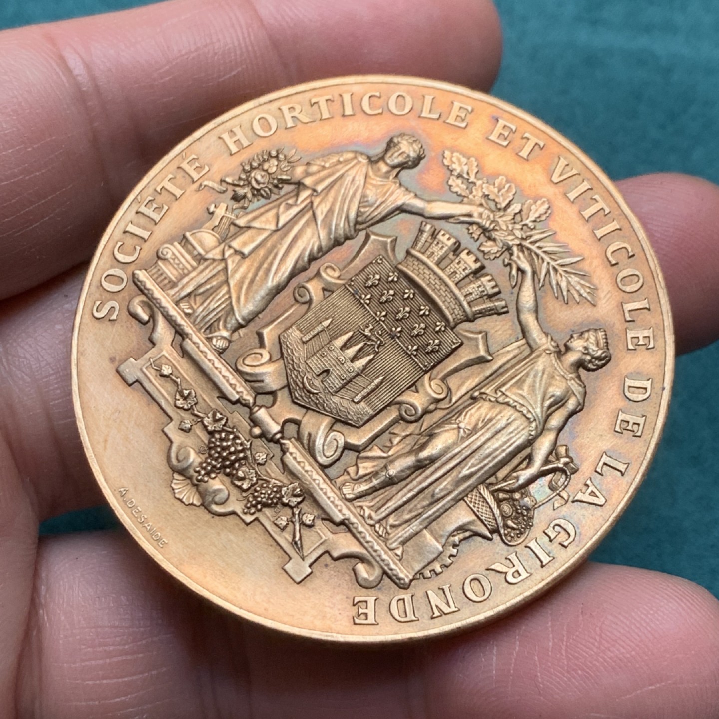 《竞宝斋》第150场-周日，周一，周四 3场 (全场包邮) 法国 吉伦德市 园艺大赛 铜章19世纪50.7mm 62.8克