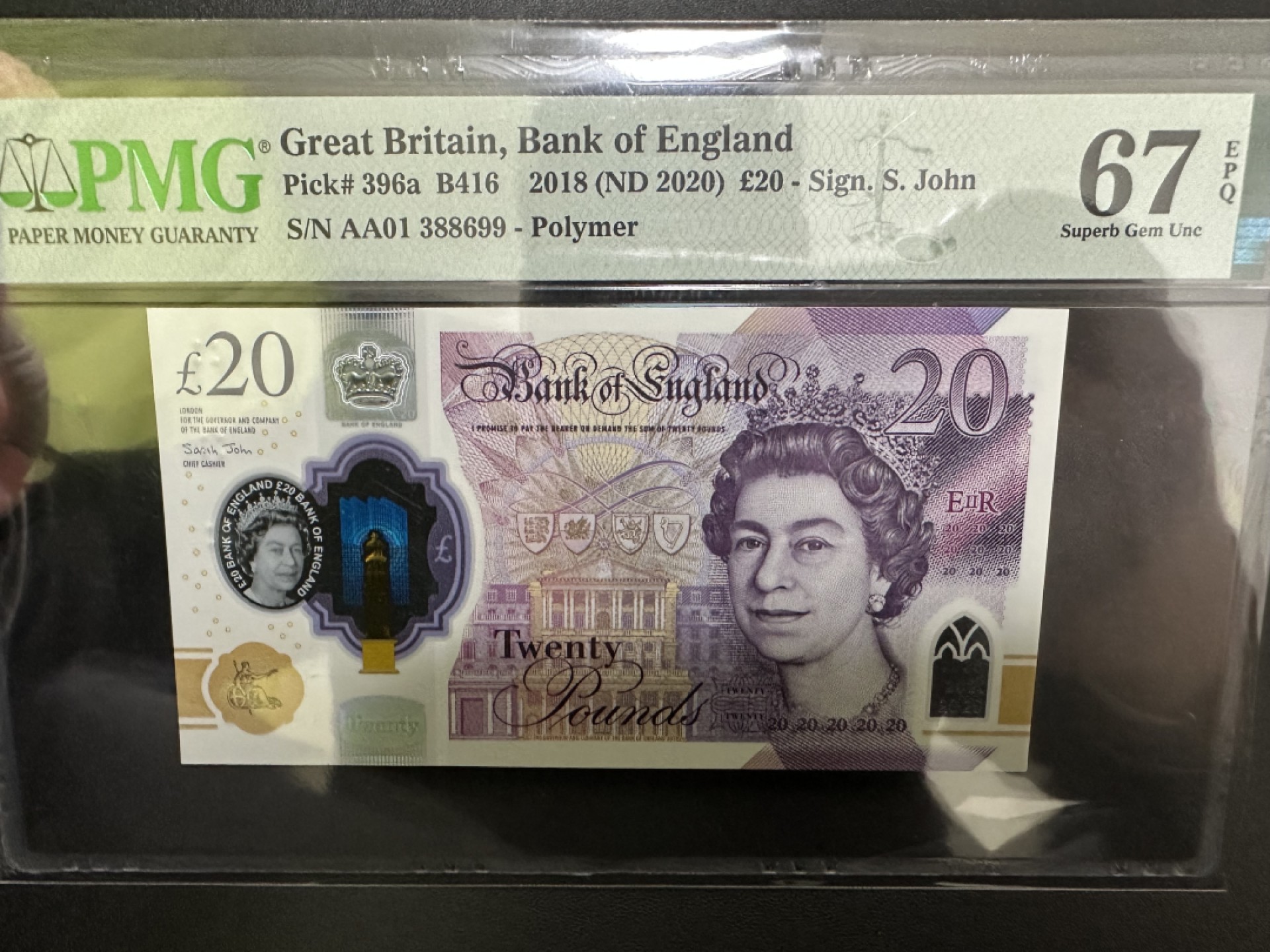 《外钞收藏家》第二百五十六期（评级场） 2018年版英国20镑 PMG67 AA01首发冠 无47靓号