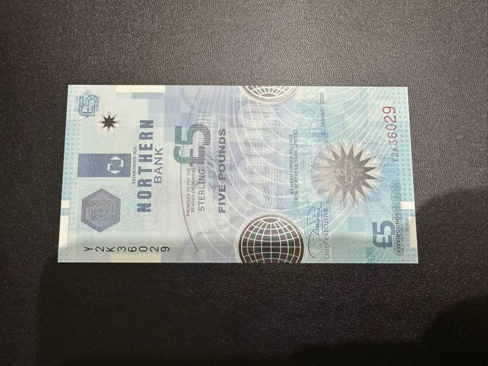 《外钞收藏家》第二百五十八期（连拍第三场） 2000年北爱尔兰5镑 纪念钞 全新UNC