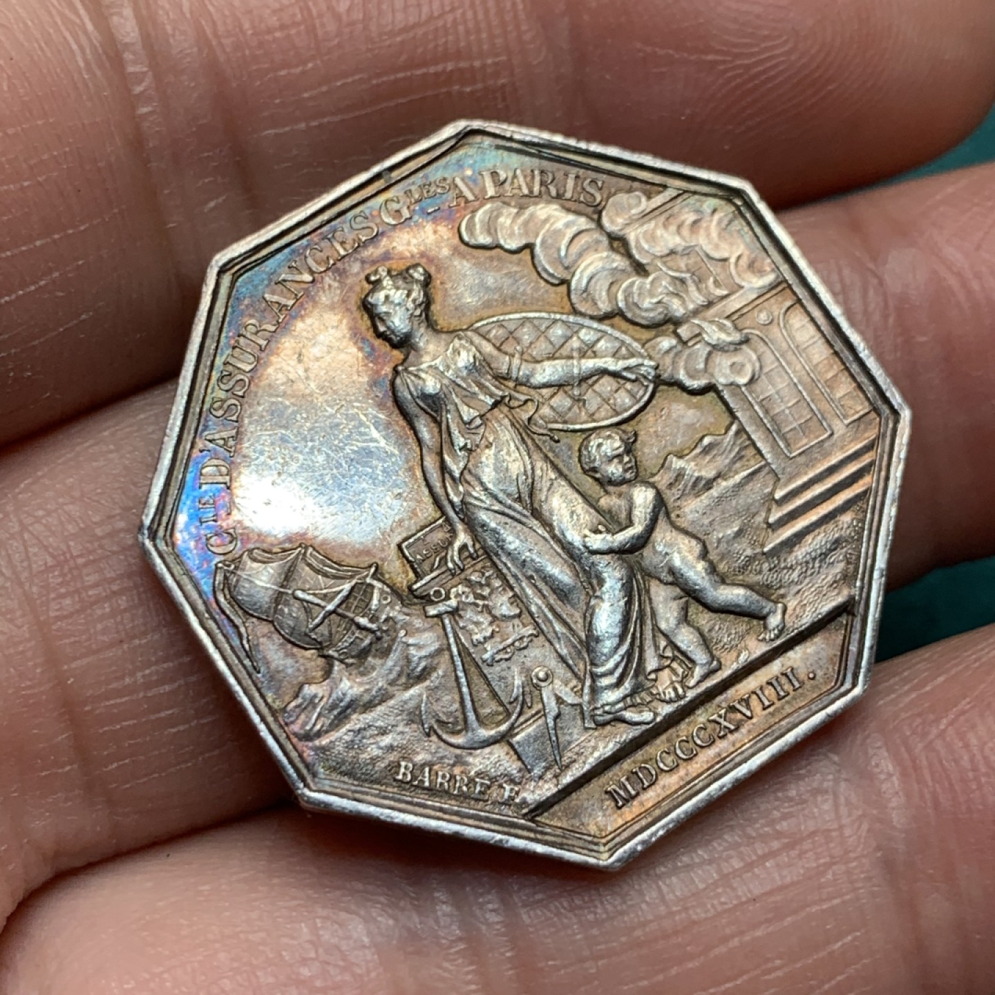 《竞宝斋》第150场-周日，周一，周四 3场 (全场包邮) 法国 消防保险 八角银质代币  重量：13.7gr 边铭：手指+银标 包浆好