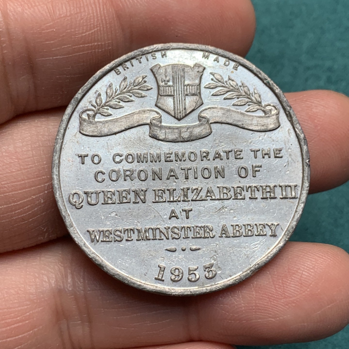 《竞宝斋》第150场-周日，周一，周四 3场 (全场包邮) 1953年英国伊丽莎白二世加冕WM材质纪念章 38.5mm 20.7克