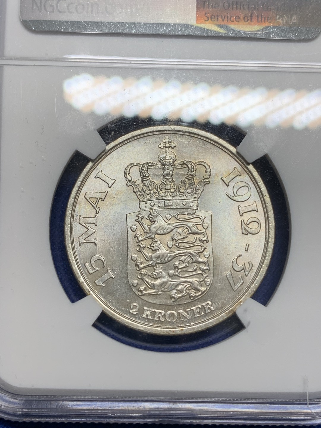 《竞宝斋》第150场-周日，周一，周四 3场 (全场包邮) NGC-MS64 丹麦 1937年 2克朗 丹麦国王登基25周年纪念 银币 车轮转光非常漂亮 高分可自藏