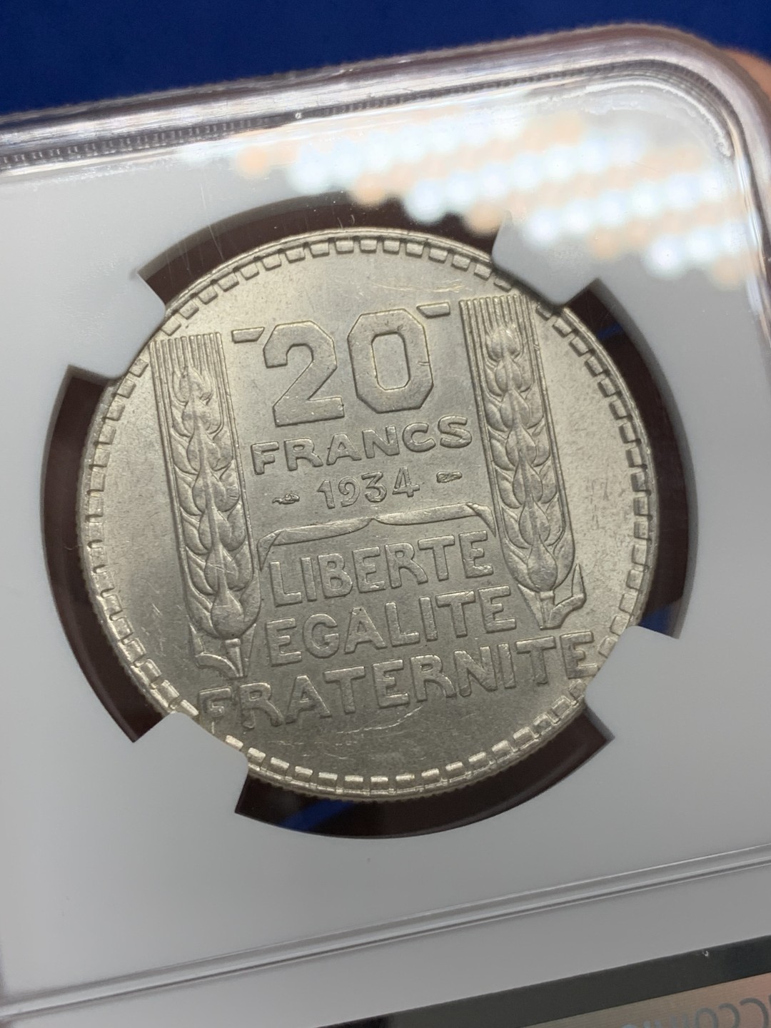 《竞宝斋》第150场-周日，周一，周四 3场 (全场包邮) NGC-MS62 法国1934年 谷物女神20法郎大银币 顶级好品