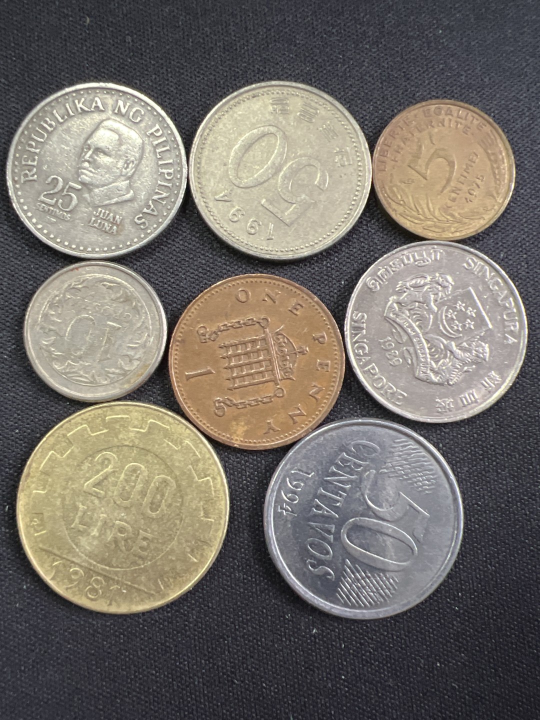 泡泡堂微拍第一 一 七幕硬币捡漏可累计专场👿👿，累计满二十元包邮，接受代拍业务 硬币一组100