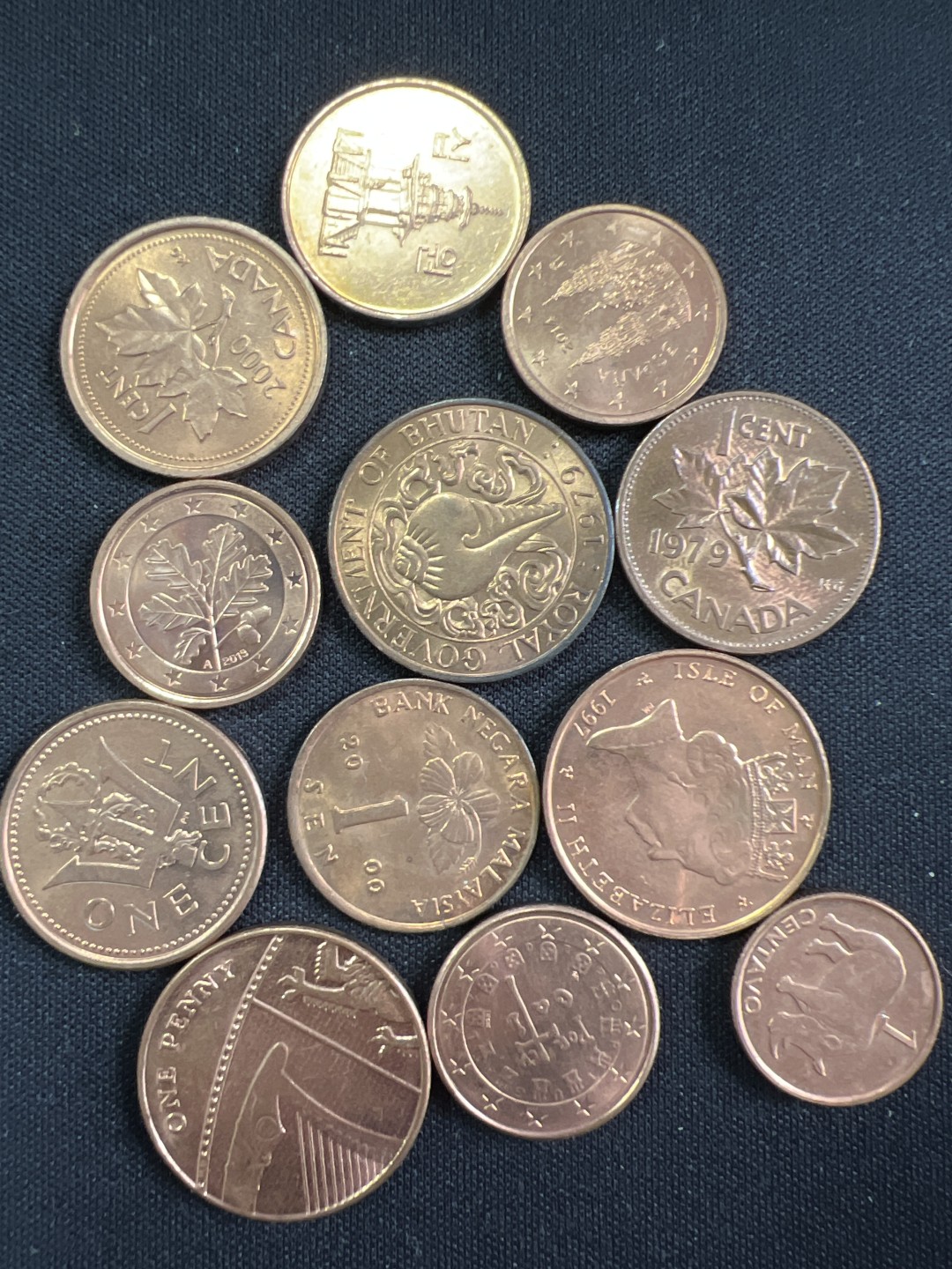 泡泡堂微拍第一 一 七幕硬币捡漏可累计专场👿👿，累计满二十元包邮，接受代拍业务 硬币一组86