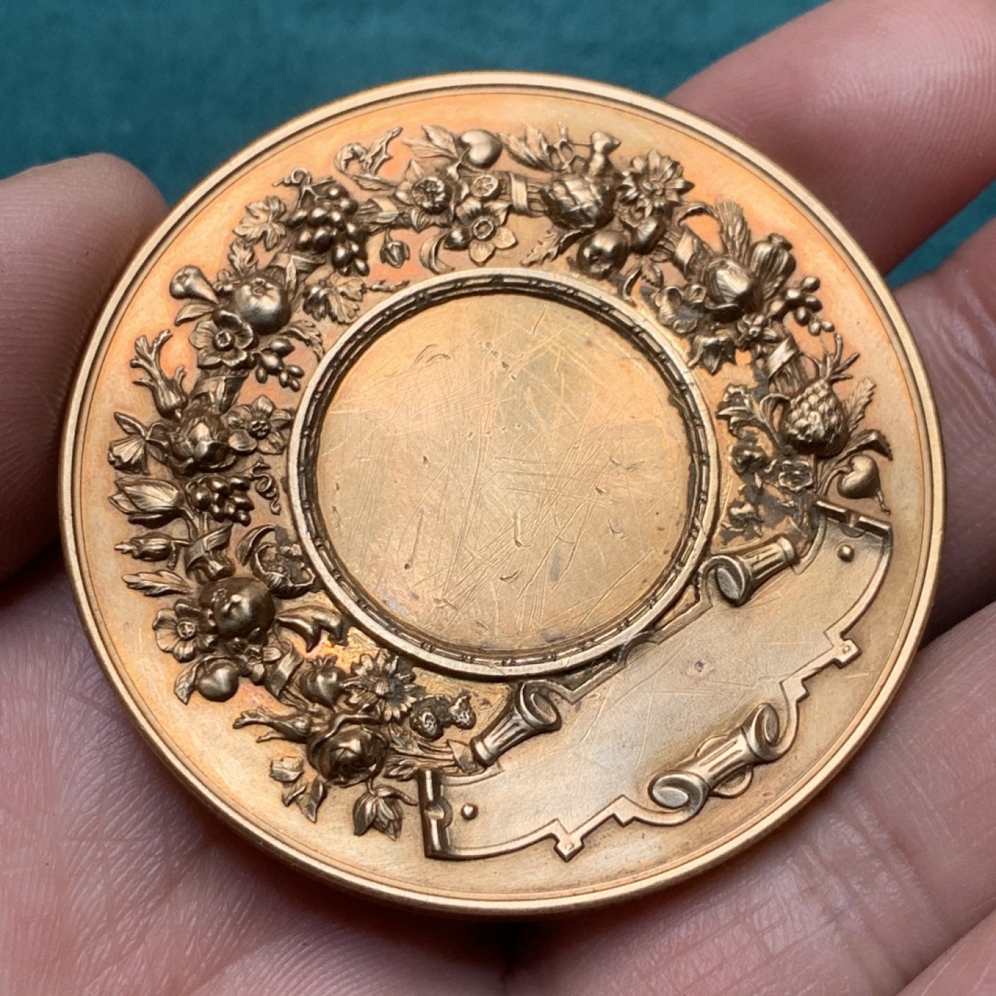 《竞宝斋》第150场-周日，周一，周四 3场 (全场包邮) 法国 吉伦德市 园艺大赛 铜章19世纪50.7mm 62.8克