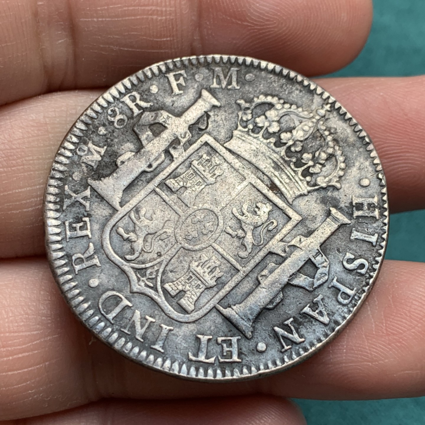 《竞宝斋》第150场-周日，周一，周四 3场 (全场包邮) 墨西哥 1794年 卡四 是R 双柱大银币 深打状态 细节见图 水捞品种 26.4克 细节见图