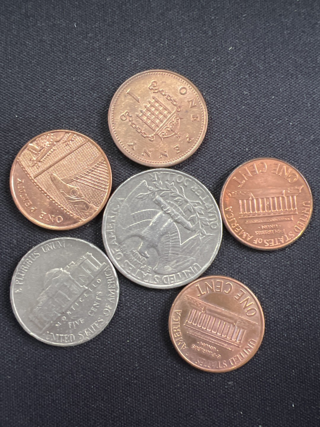 泡泡堂微拍第一 一 七幕硬币捡漏可累计专场👿👿，累计满二十元包邮，接受代拍业务 美国一组