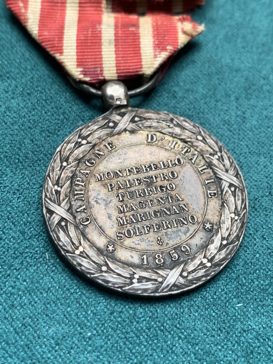 《竞宝斋》第150场-周日，周一，周四 3场 (全场包邮) 法国1859年远征意大利奖章 授予参与反抗奥匈独立战争中的远征意大利军团官兵 ，原味酱彩包浆 十分稀少