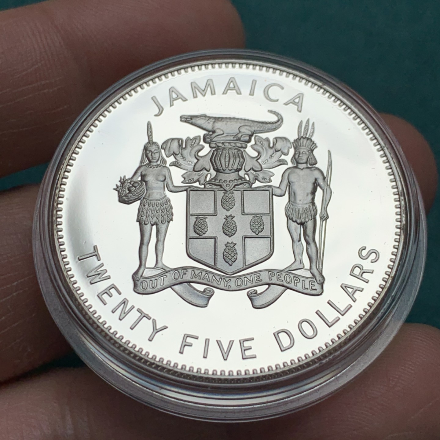 《竞宝斋》第150场-周日，周一，周四 3场 (全场包邮) 牙买加 1995 联合国 50周年 精制纪念大银币 28.28克 925银