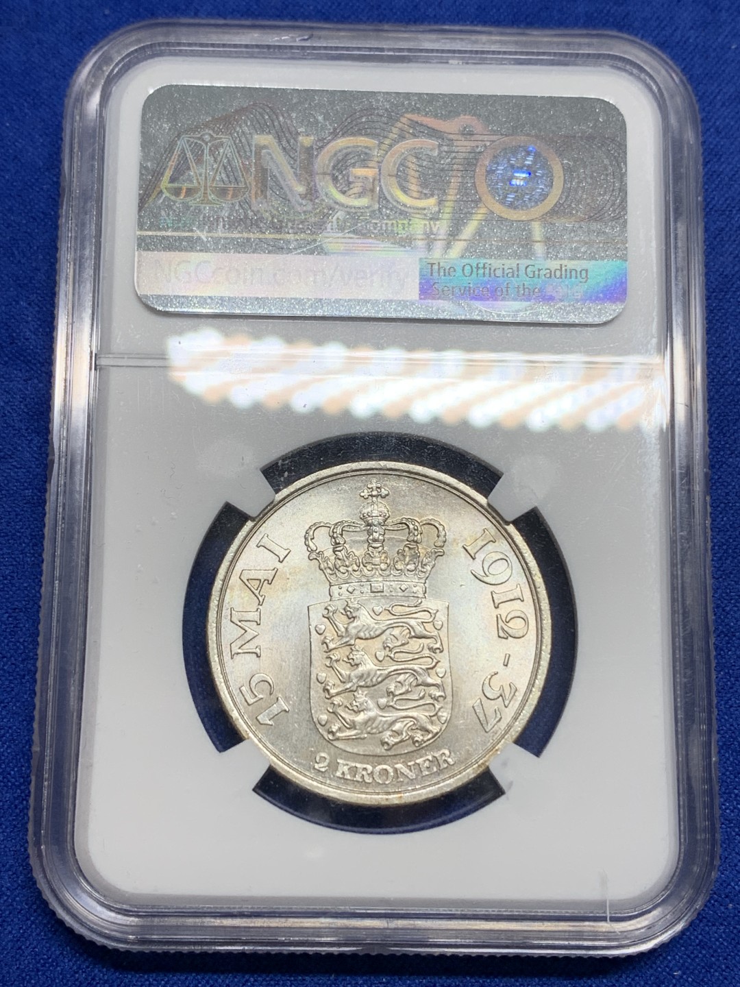 《竞宝斋》第150场-周日，周一，周四 3场 (全场包邮) NGC-MS64 丹麦 1937年 2克朗 丹麦国王登基25周年纪念 银币 车轮转光非常漂亮 高分可自藏