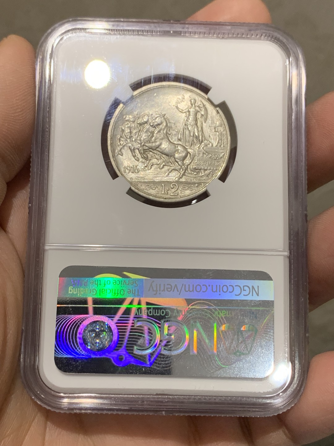 《竞宝斋》第150场-周日，周一，周四 3场 (全场包邮) NGC-MS63  意大利1916年2里拉马车银币 带车轮光 大热品种