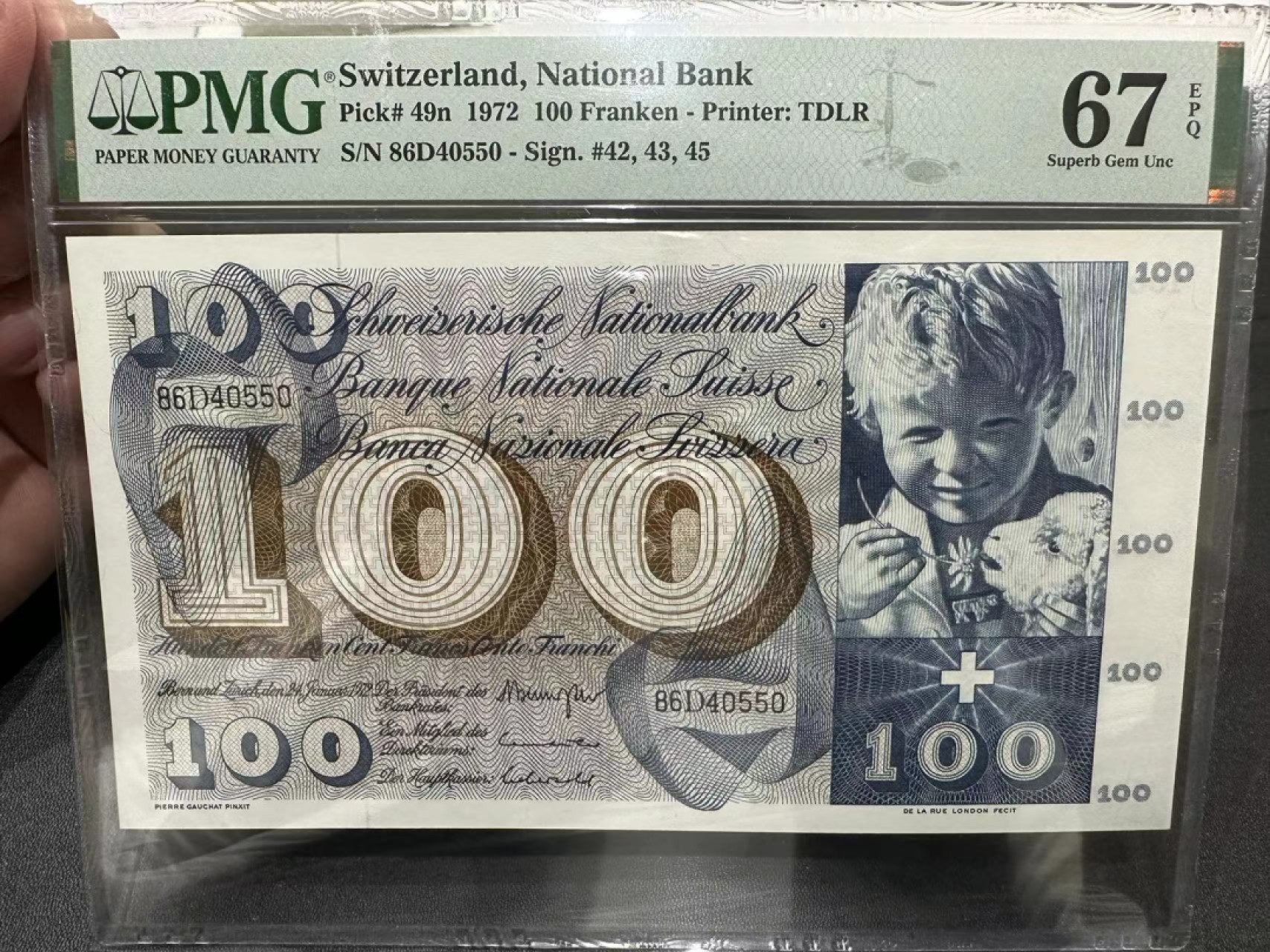 《外钞收藏家》第二百五十六期（评级场） 1972年瑞士100法郎 PMG67 割袍 大票幅 稀少年份 唯一冠军分