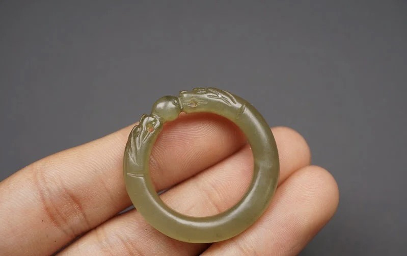 ｜冷门出品｜精选专拍·第贰拾陆场· 和田玉 龙圈挂件