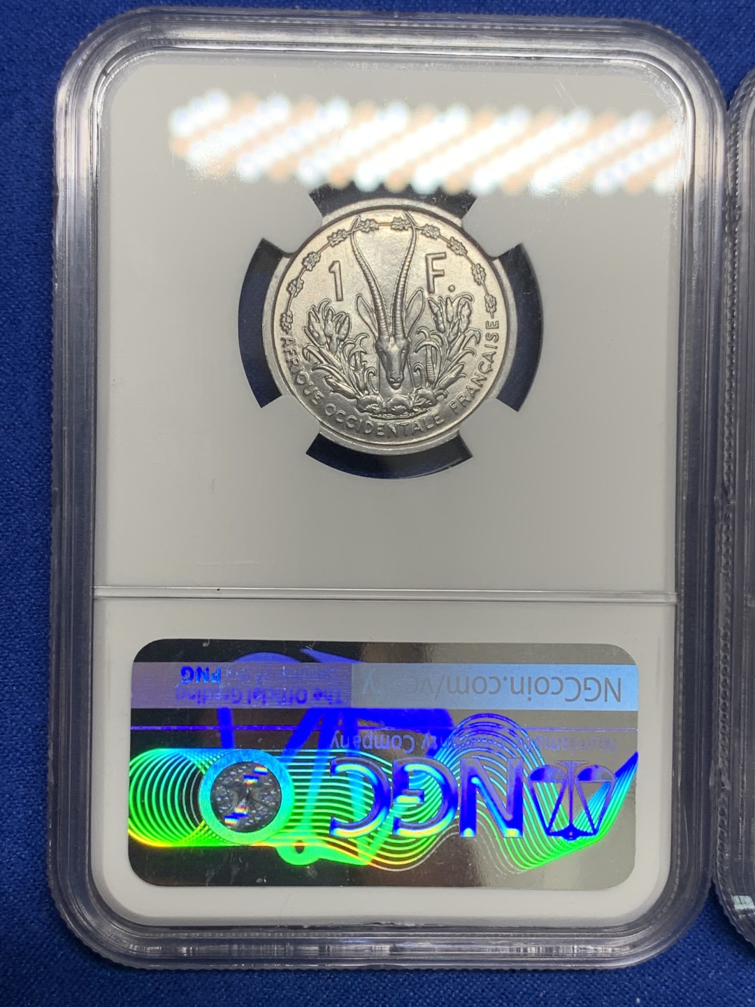 《竞宝斋》第150场-周日，周一，周四 3场 (全场包邮) NGC-MS63和NGC-MS65 法属西非1948年1法郎和2法郎1对，1法郎是亚军分，上面只有1枚66的