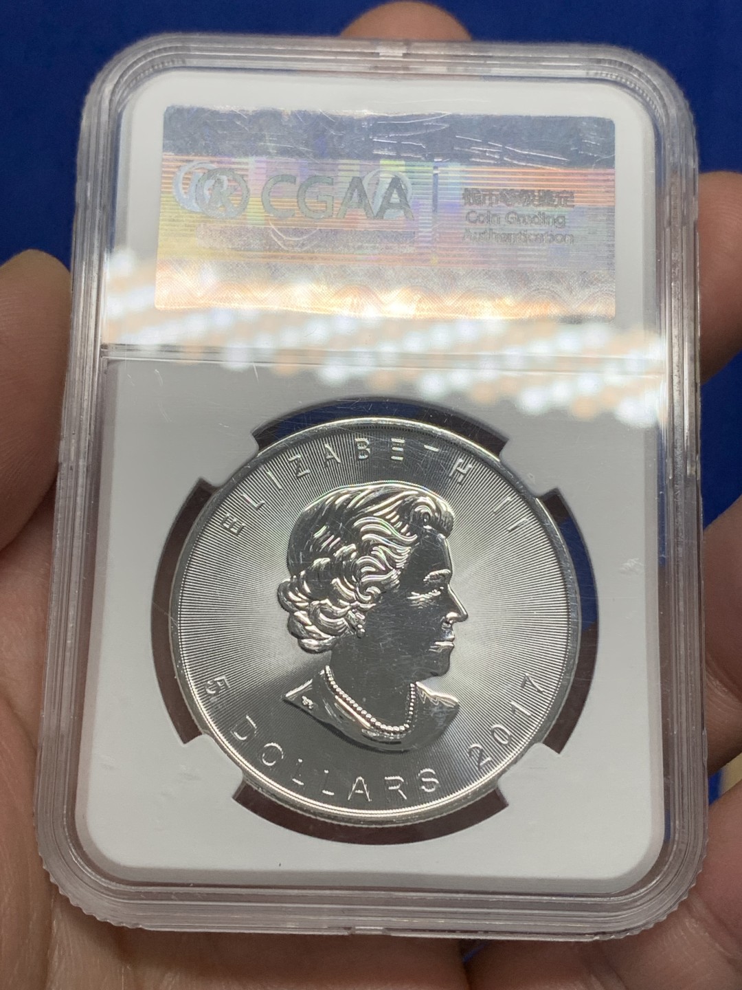 《竞宝斋》第150场-周日，周一，周四 3场 (全场包邮) 加拿大 2017年 枫叶 1盎司银币 31.1克 9999含银量 状态好