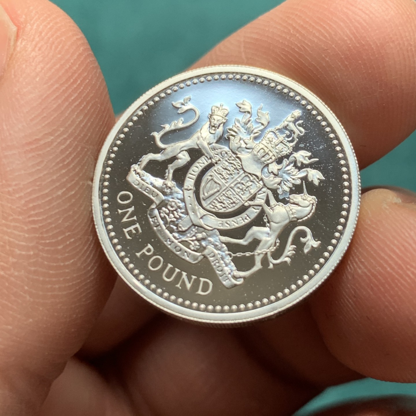 《竞宝斋》第150场-周日，周一，周四 3场 (全场包邮) 1993年 英国 精制一英镑 银币