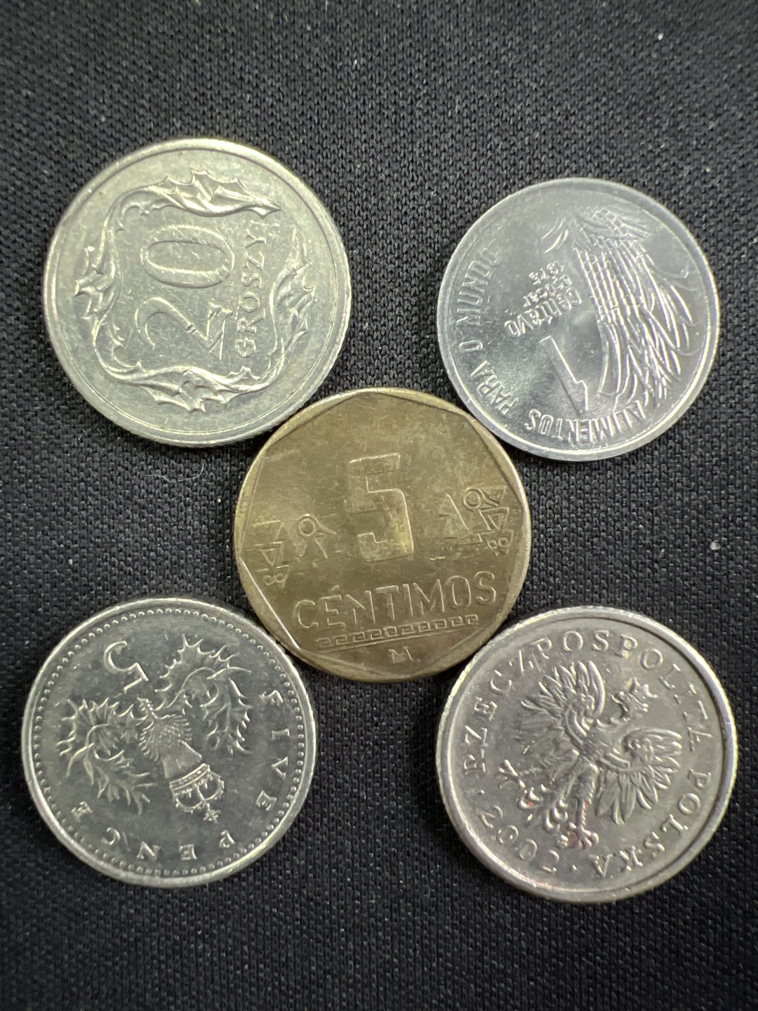 泡泡堂微拍第一 一 七幕硬币捡漏可累计专场👿👿，累计满二十元包邮，接受代拍业务 硬币一组102