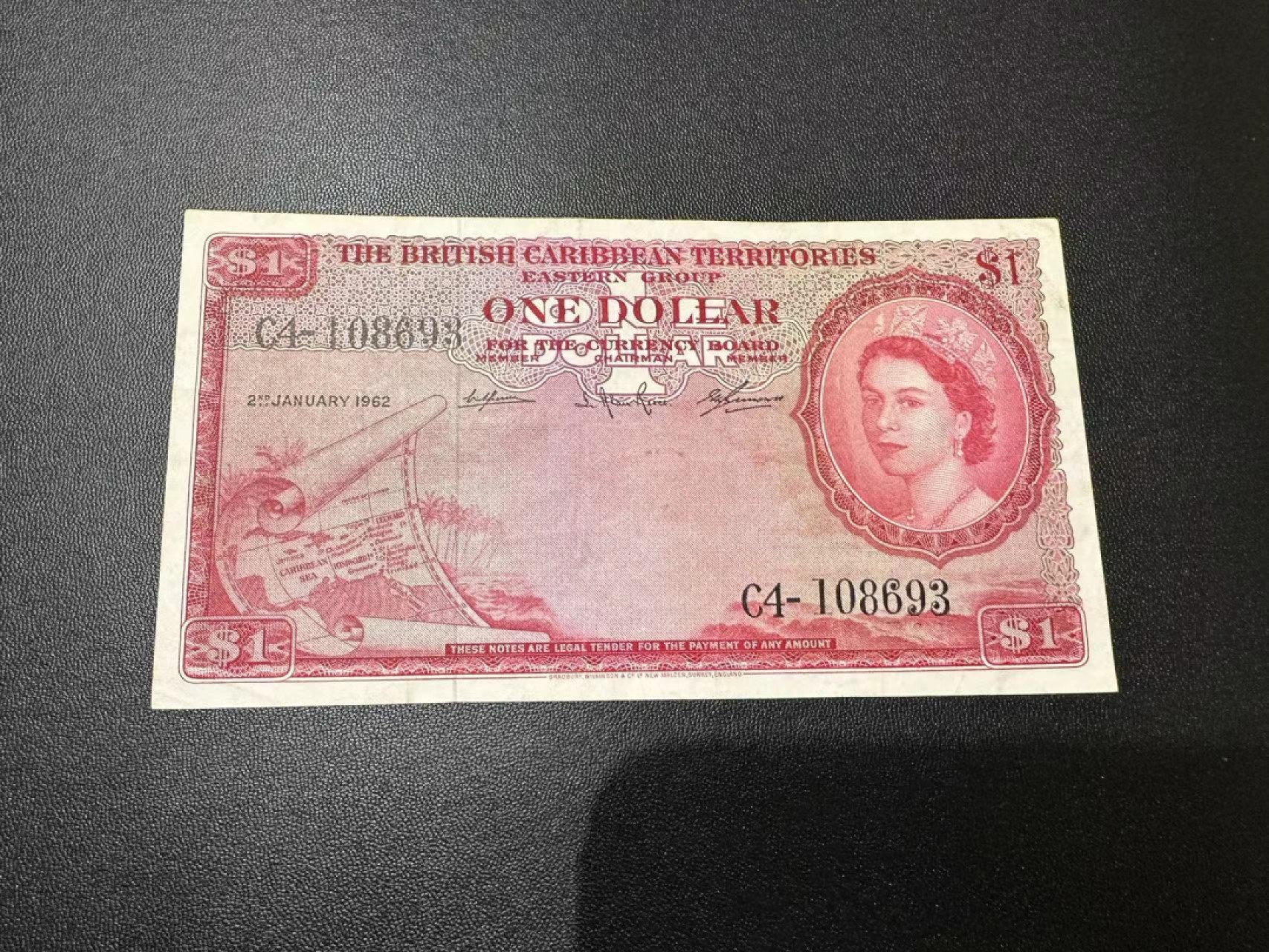 《外钞收藏家》第二百五十八期（连拍第三场） 1962年东加勒比1刀 精美女王 EF品相