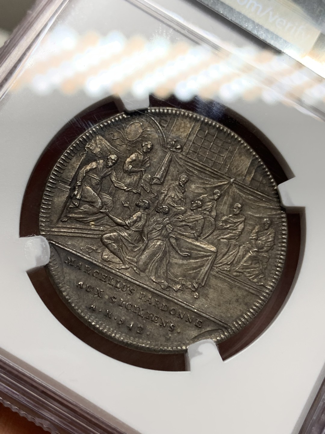 《竞宝斋》第150场-周日，周一，周四 3场 (全场包邮) NGC-MS61 瑞士十八世纪 马克卢斯 银章 罕见品种