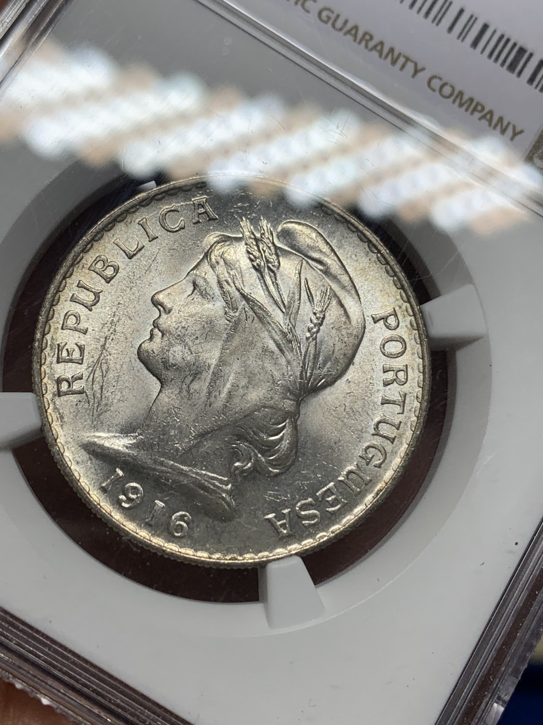 《竞宝斋》第150场-周日，周一，周四 3场 (全场包邮) NGC-MS62 葡萄牙1916年 自由女神50分银币 顶级好品