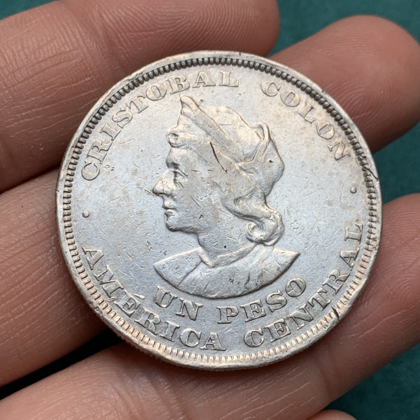 《竞宝斋》第150场-周日，周一，周四 3场 (全场包邮) 1894年 萨尔瓦多 1比索 克朗型 大银币 流通品质 细节见图