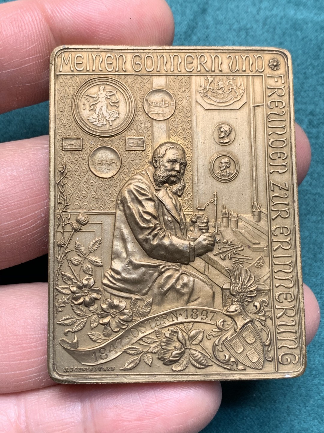 《竞宝斋》第150场-周日，周一，周四 3场 (全场包邮) 奥地利 1897 钱币雕刻家 纪念章牌 60*45mm69克