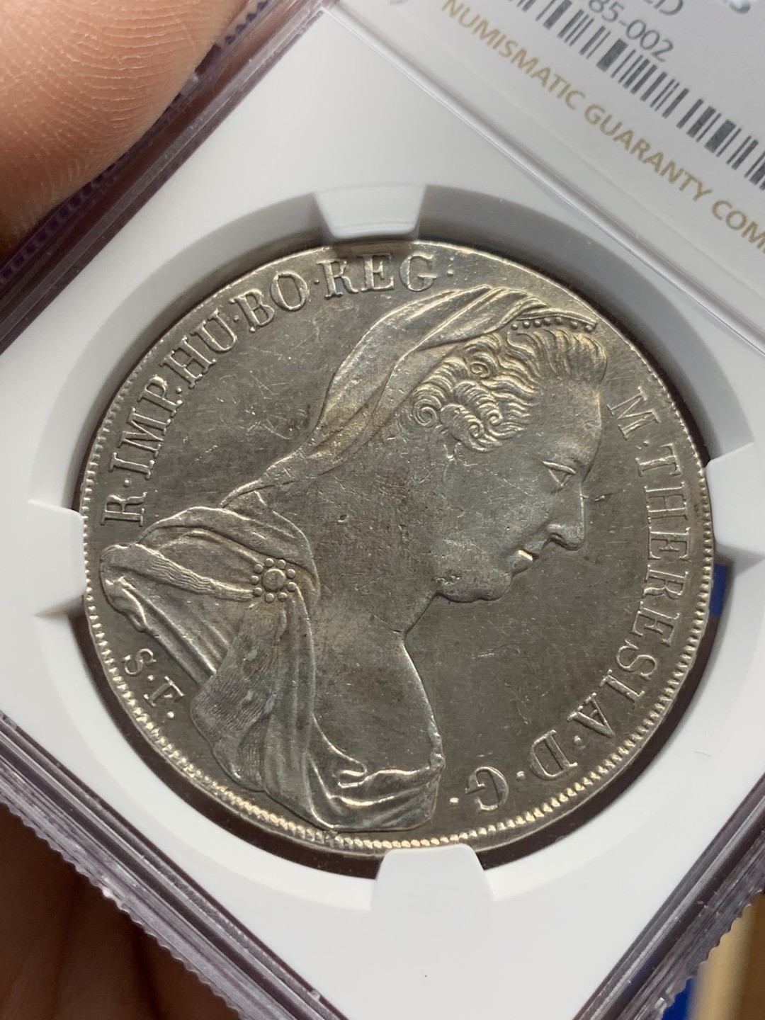 《竞宝斋》第150场-周日，周一，周四 3场 (全场包邮) NGC AU 米兰大扣版 特蕾西亚女王 1泰勒银币 1820左右铸造